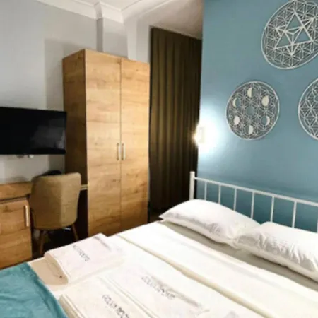 Apart Otel Golva *